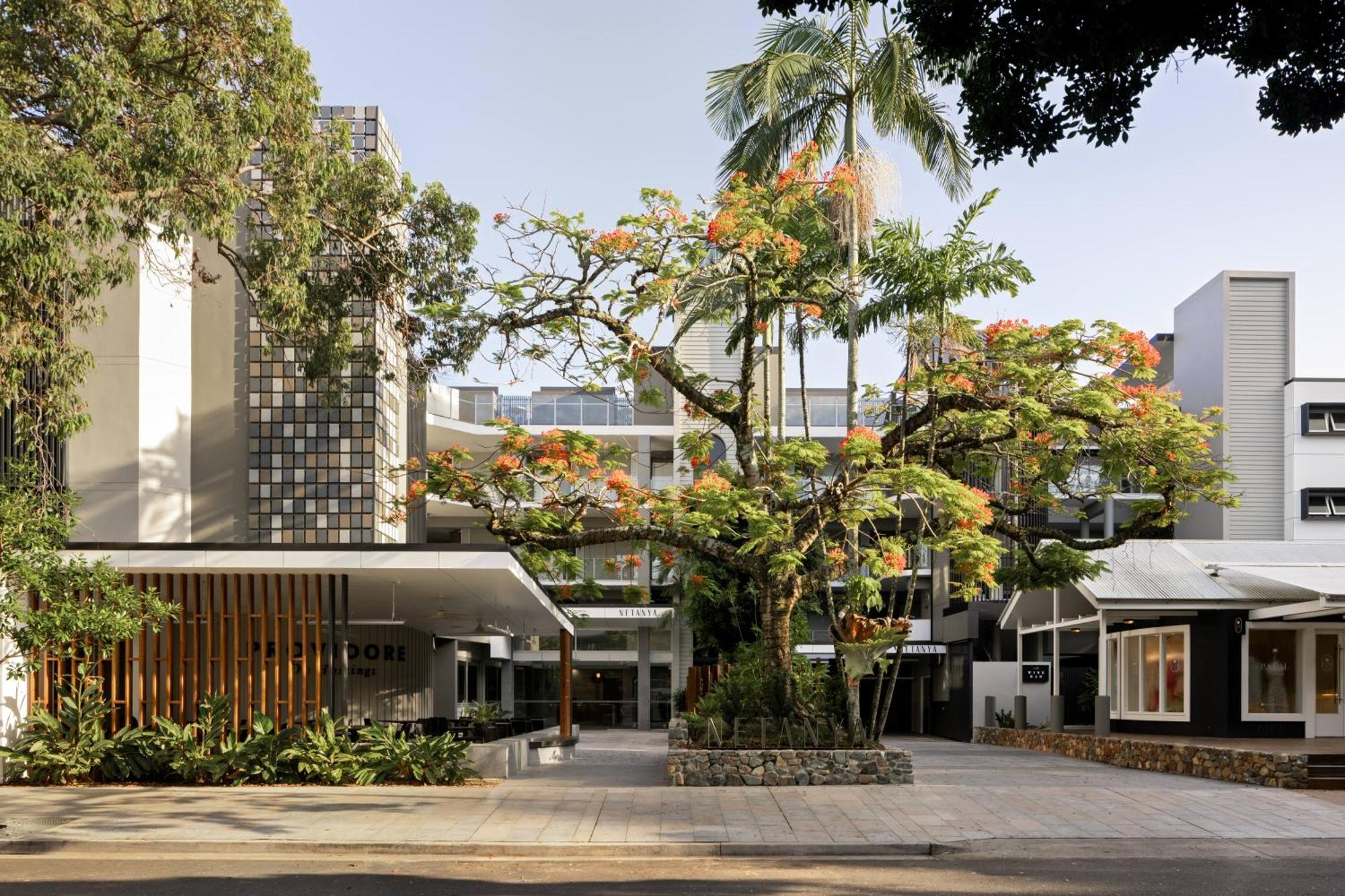 Netanya Noosa Beachfront Resort Exterior foto